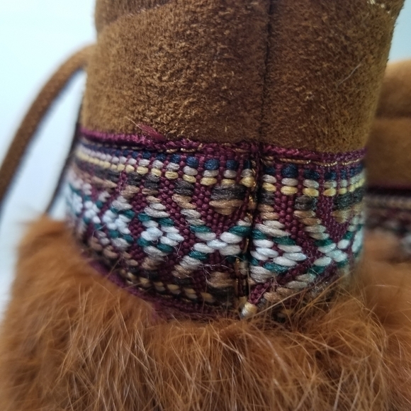 Minnetonka mukluk suede rabbit fur boots - Picture 13 of 14